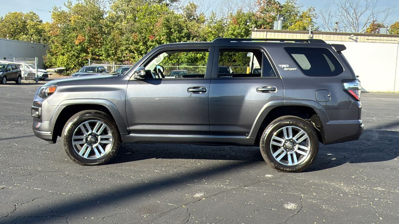 2022 Toyota 4Runner TRD Sport photo 4