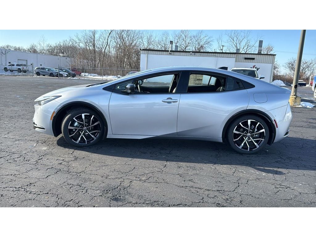 New 2026 Toyota Prius Plug-in Hybrid XSE Premium PLUG-IN HYBRID