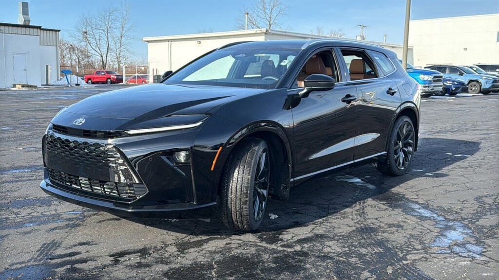 New 2025 Toyota Crown Signia Limited LIMITED