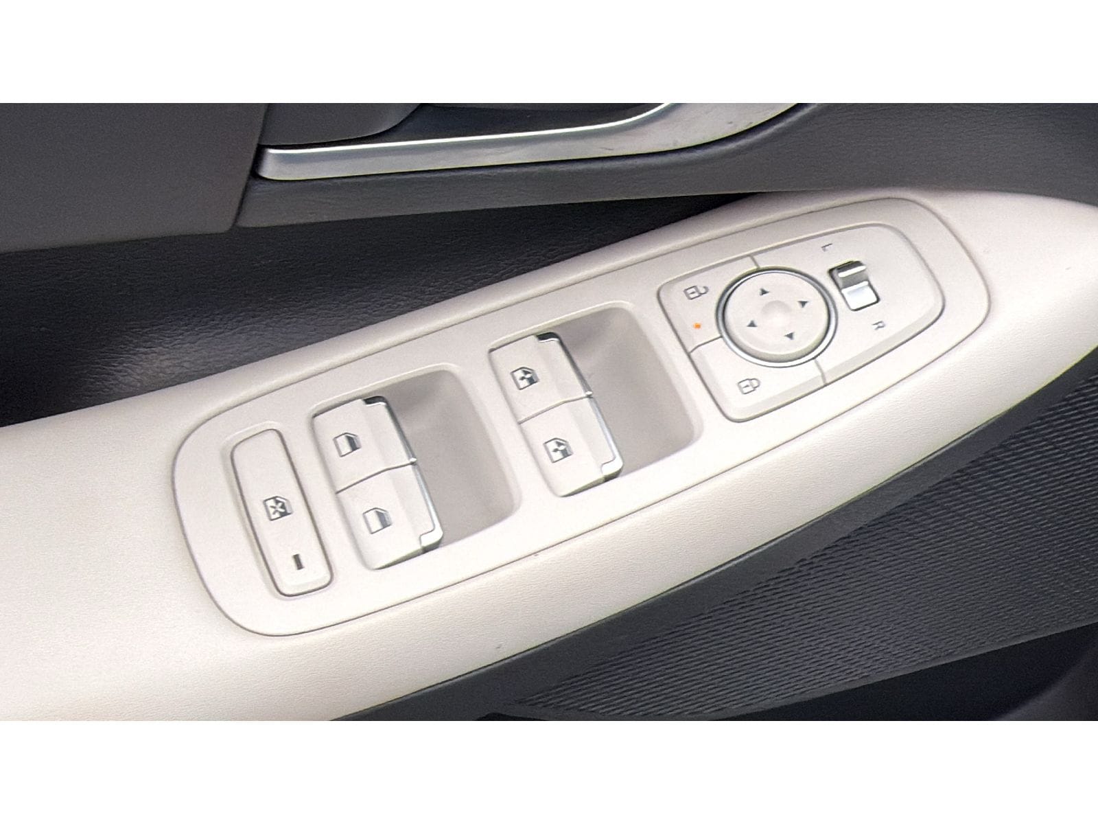 2024 Hyundai Sonata SEL - Photo 13