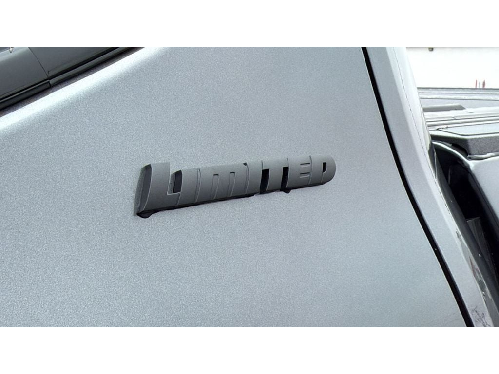 2026 Toyota Tundra Limited - Photo 29