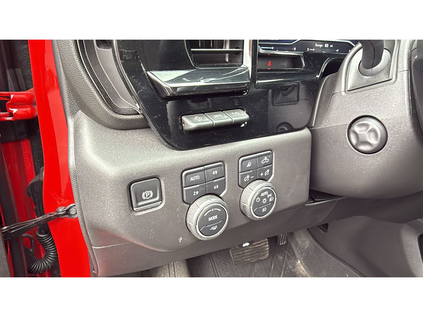 2025 Chevrolet Silverado 1500 ZR2 - Photo 15