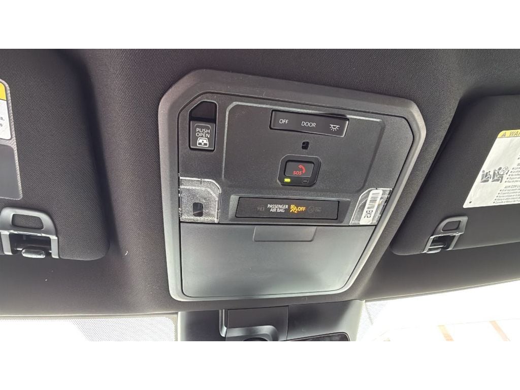 2026 Toyota Tundra Limited - Photo 21