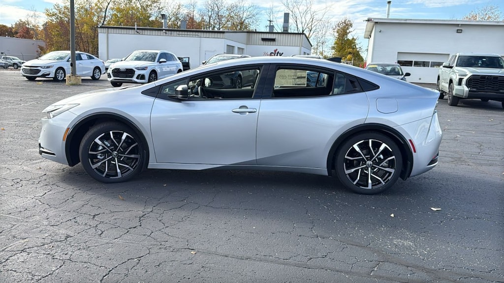 New 2026 Toyota Prius Plug-in Hybrid XSE PLUG-IN HYBRID