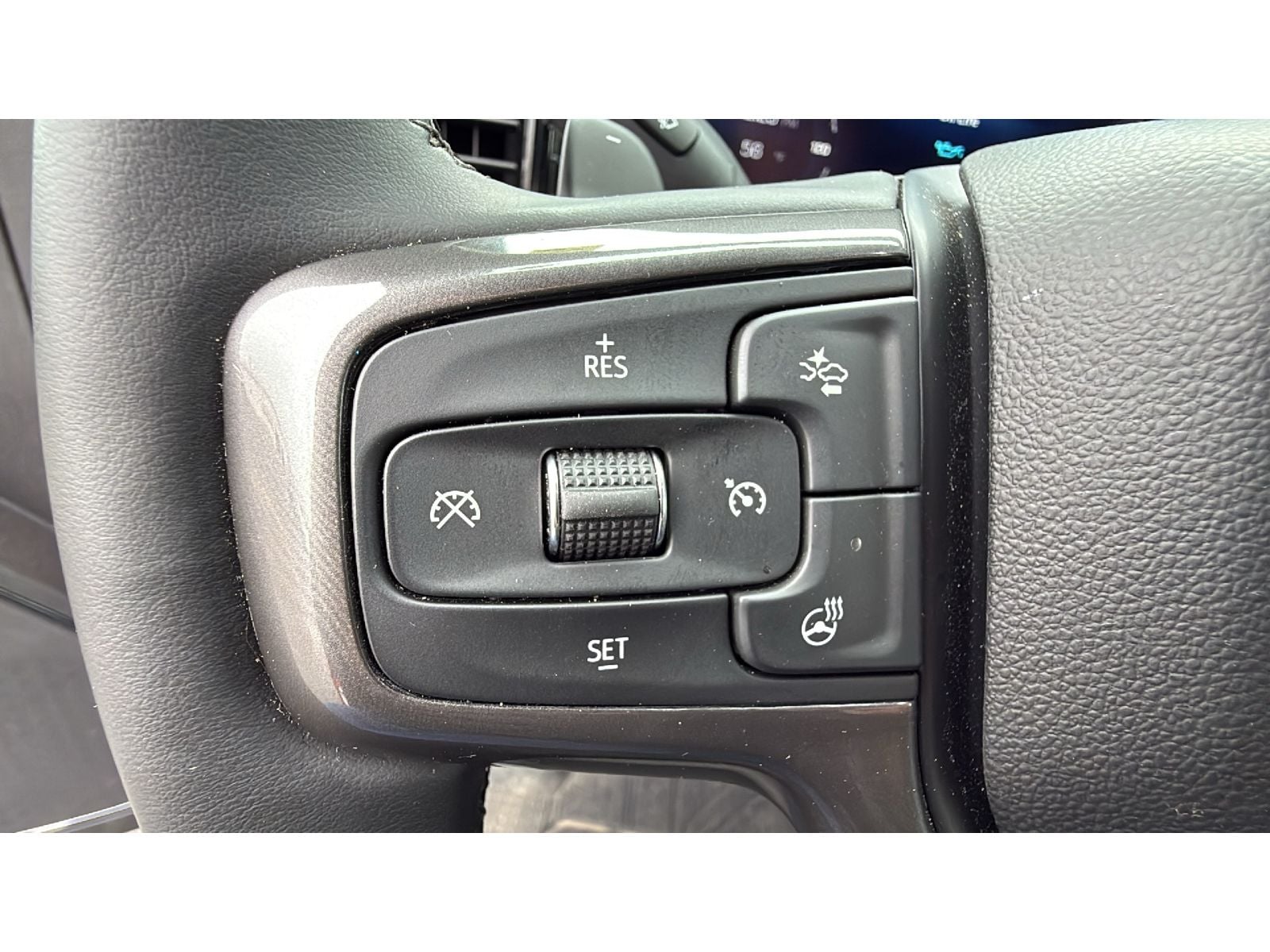 2025 Chevrolet Silverado 1500 ZR2 - Photo 26