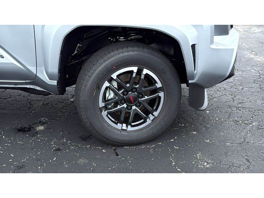 2026 Toyota Tacoma TRD Sport - Photo 9