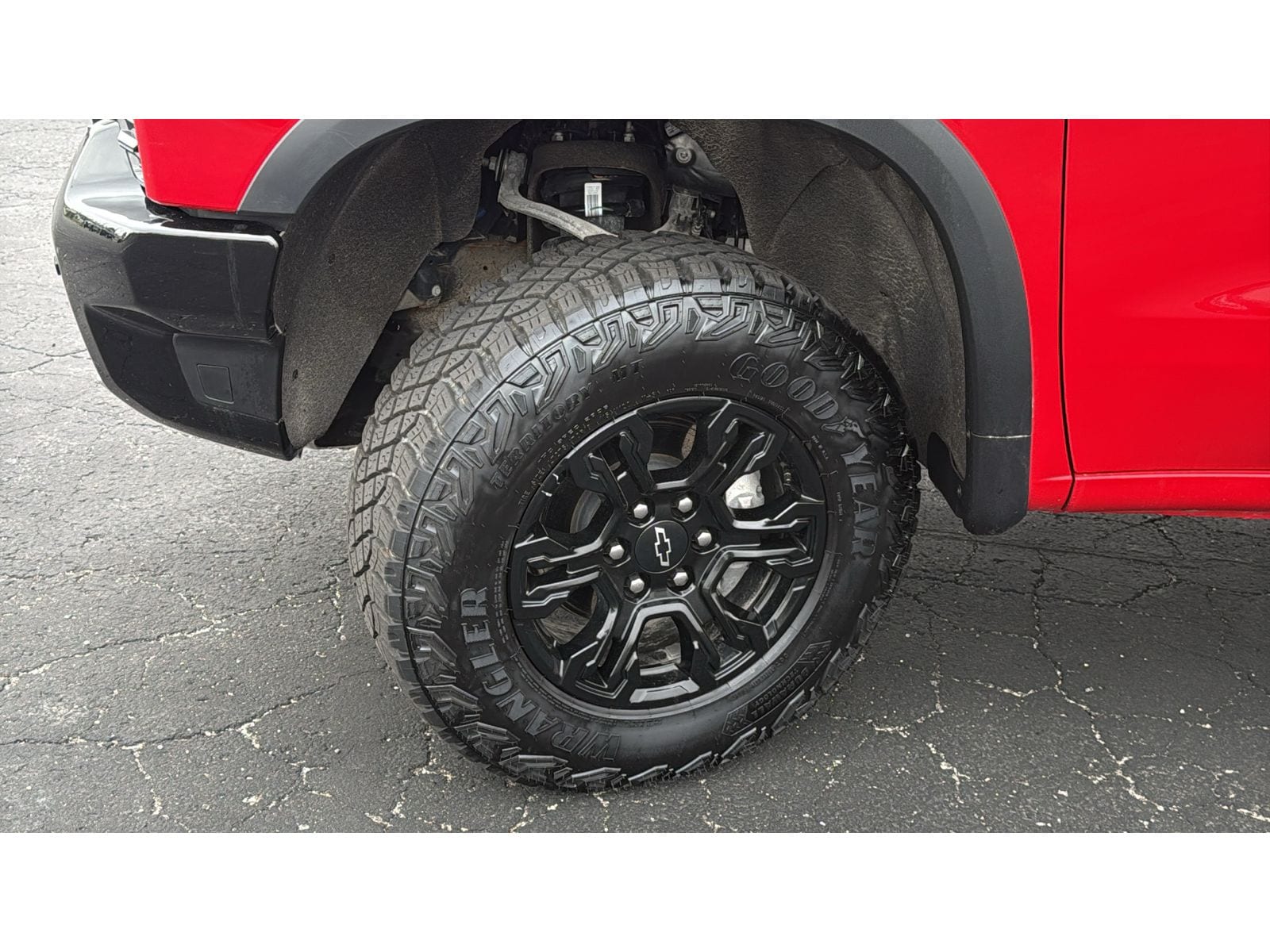 2025 Chevrolet Silverado 1500 ZR2 - Photo 11
