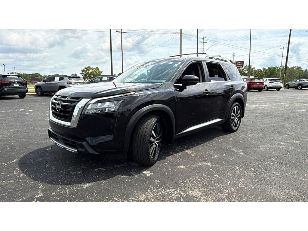 Used 2025 Nissan Pathfinder Platinum Sport Utility