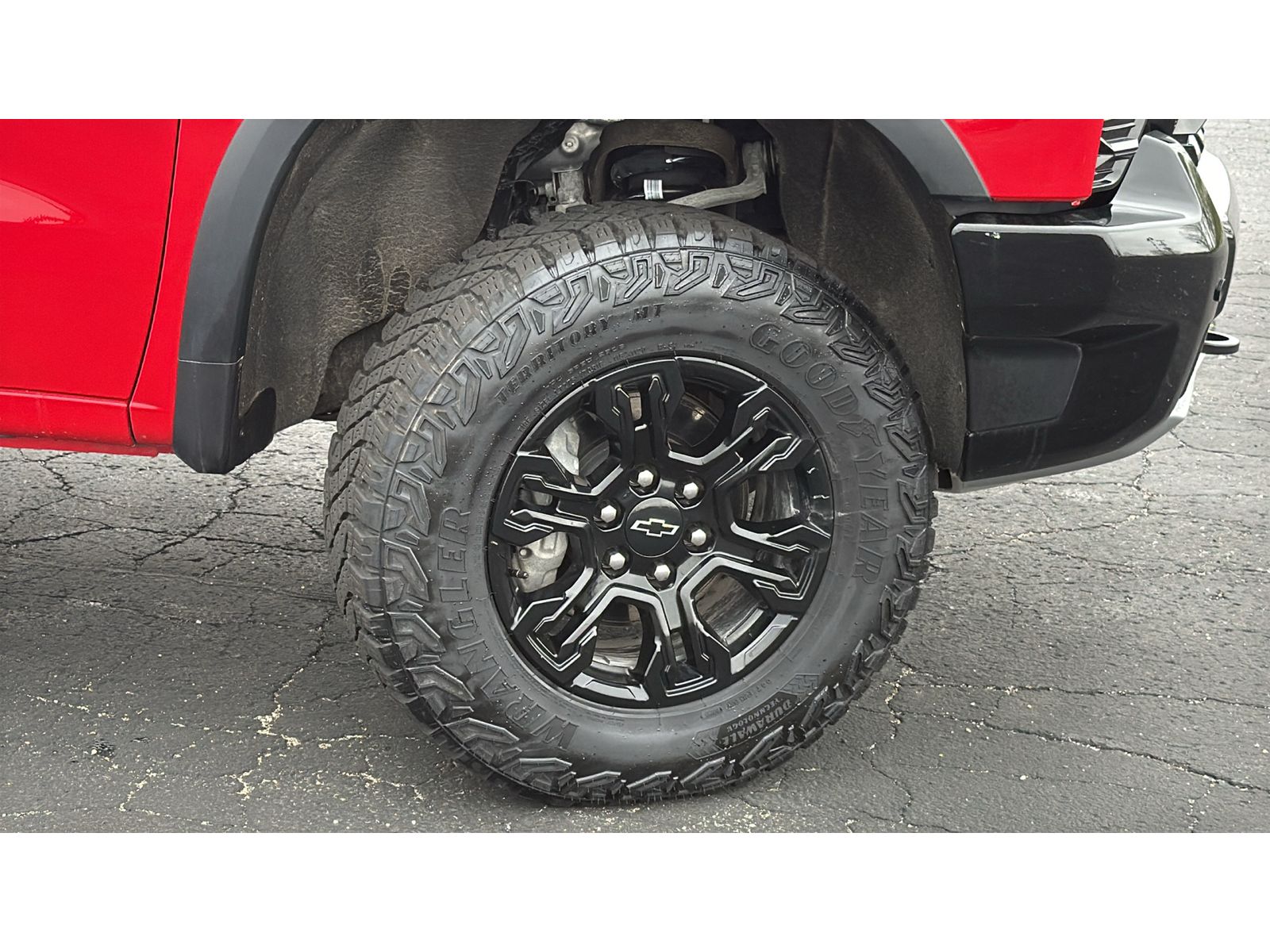 2025 Chevrolet Silverado 1500 ZR2 - Photo 10