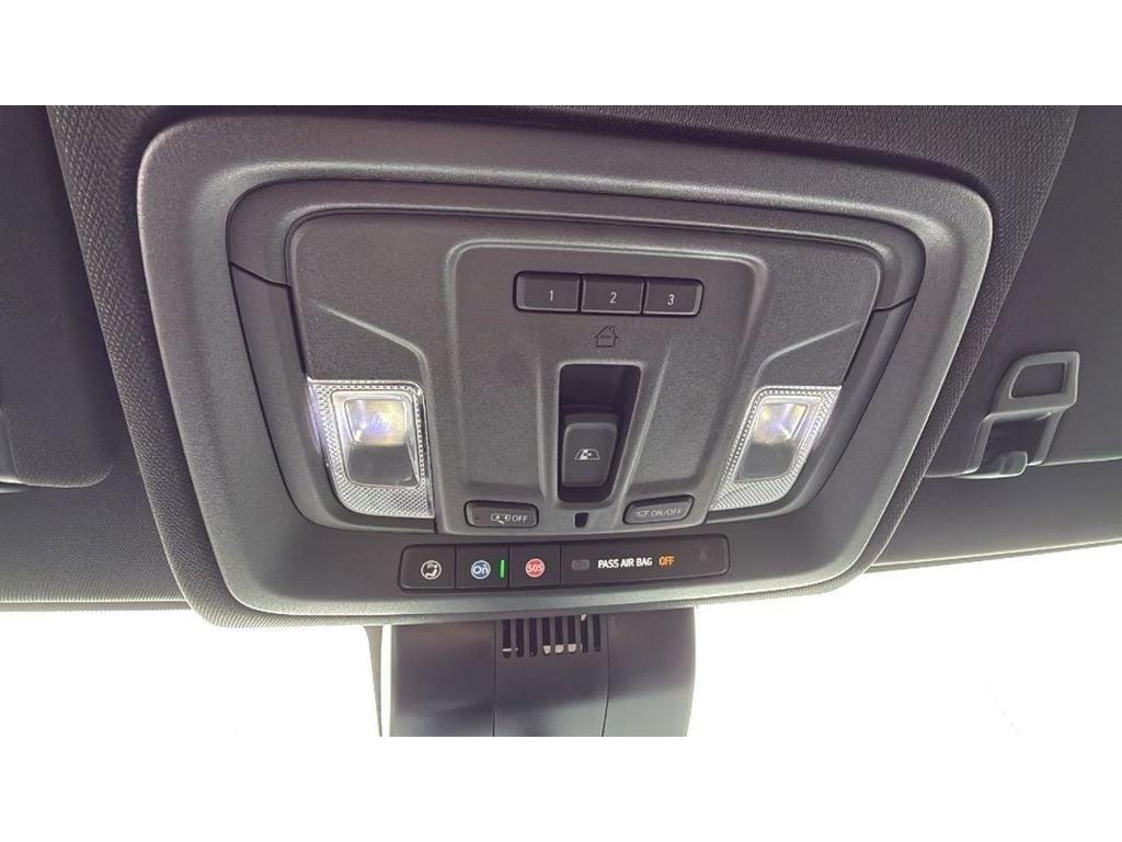 2025 Chevrolet Silverado 1500 ZR2 - Photo 24