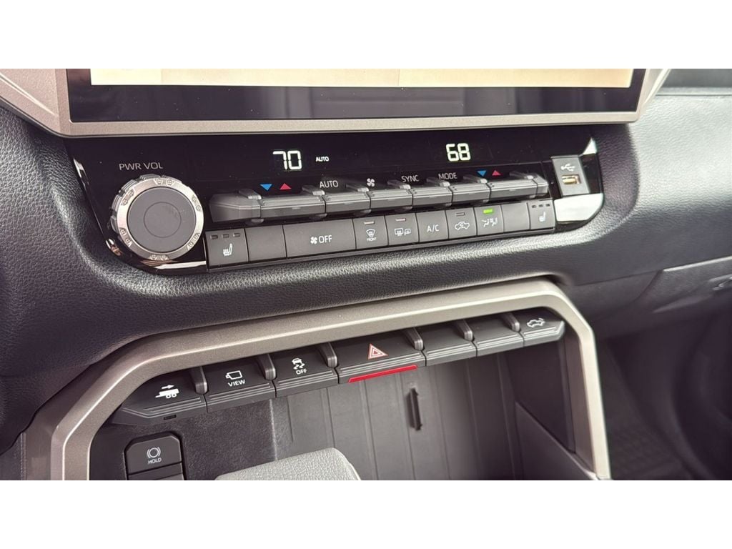 2026 Toyota Tundra SR5 - Photo 17