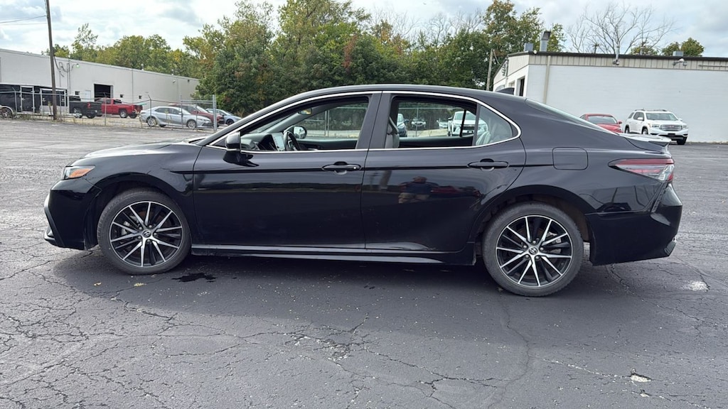 Certified 2024 Toyota Camry SE Car