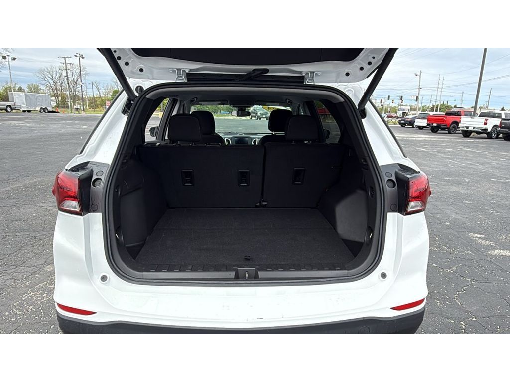 2024 Chevrolet Equinox LT - Photo 7