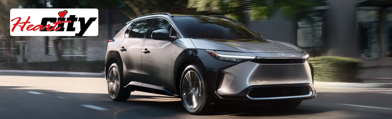 The Heart City Toyota service team assists a customer in South Bend with car repair and maintenance.