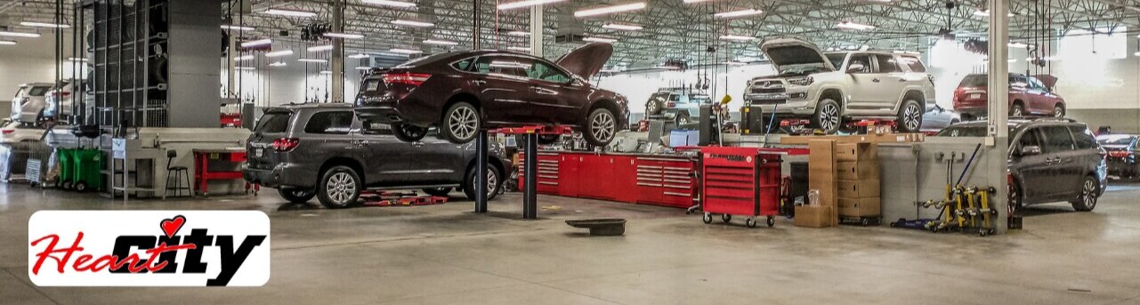 4 Reasons to Get Your Oil Change at Our Toyota Dealer-1281x344.png