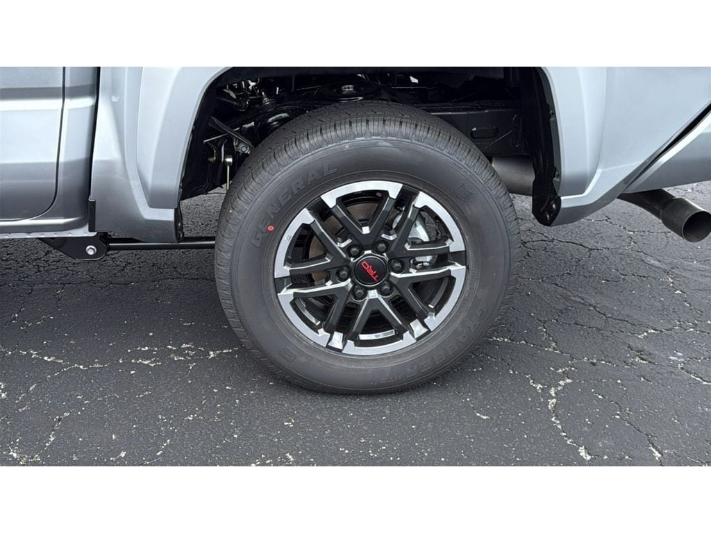 2026 Toyota Tacoma TRD Sport - Photo 11