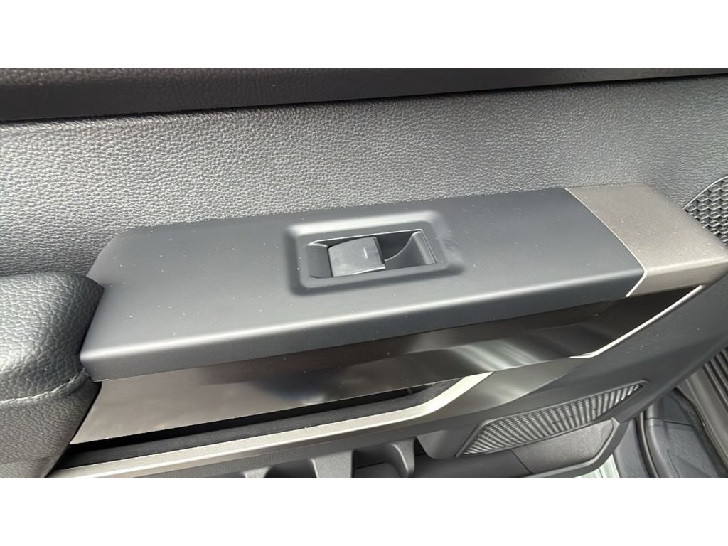 2026 Toyota Tundra SR5 - Photo 32