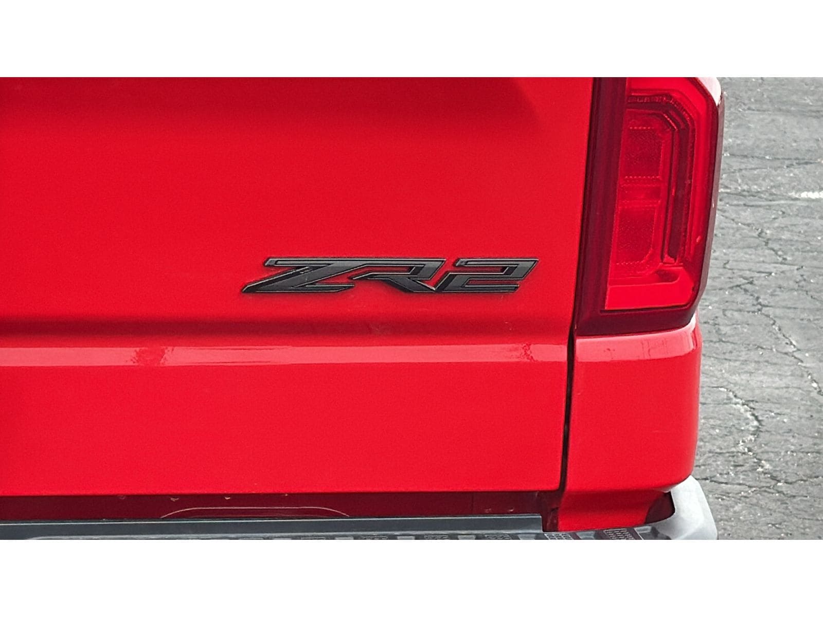 2025 Chevrolet Silverado 1500 ZR2 - Photo 7