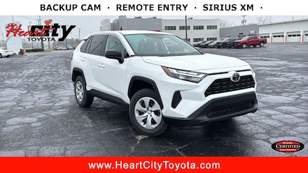 2024 Toyota RAV4 LE