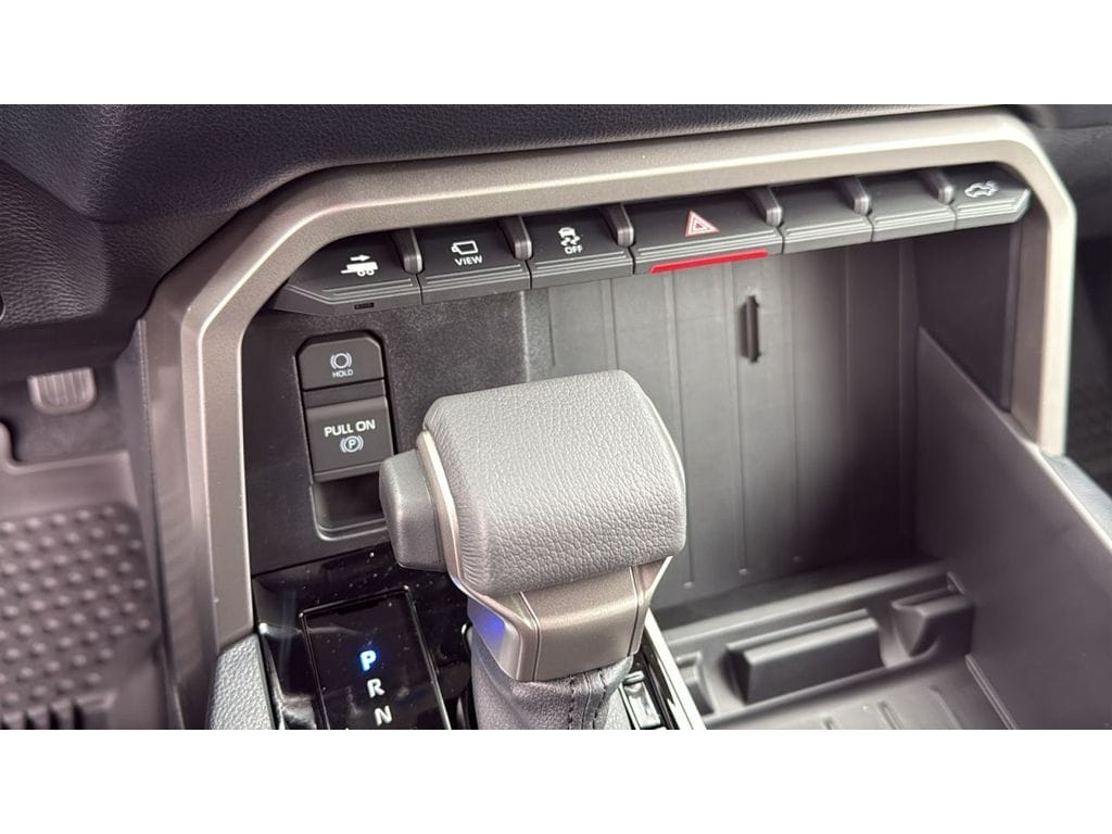 2026 Toyota Tundra SR5 - Photo 18