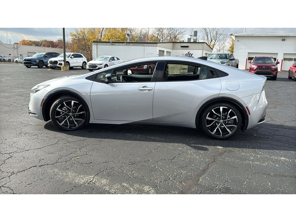 New 2026 Toyota Prius Plug-in Hybrid XSE Premium PLUG-IN HYBRID