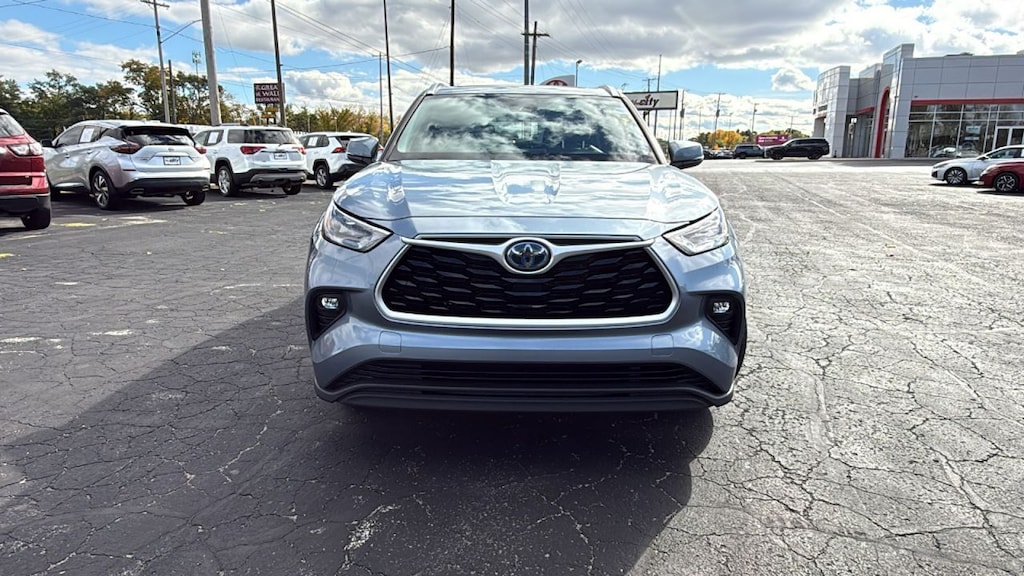 Certified 2020 Toyota Highlander XLE Sport Utility