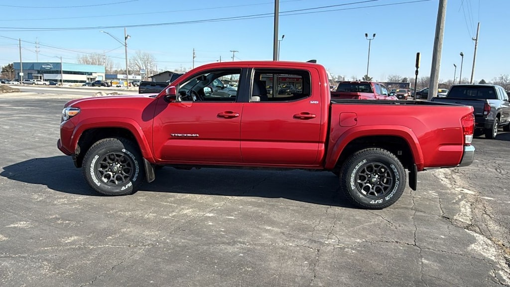 Used 2016 Toyota Tacoma SR5 Truck