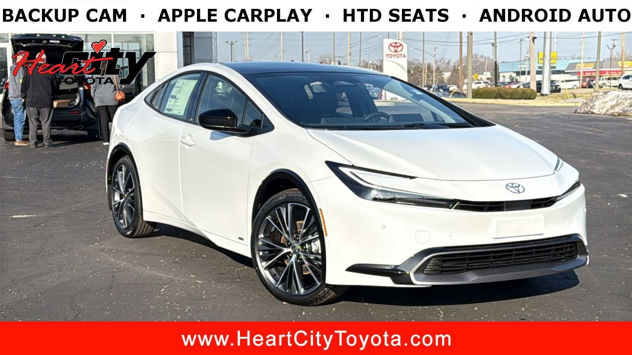 2026 Toyota Prius XLE's photo