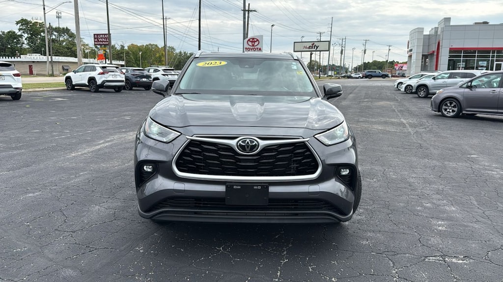 Certified 2023 Toyota Highlander XLE Sport Utility