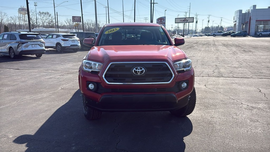 Used 2016 Toyota Tacoma SR5 Truck