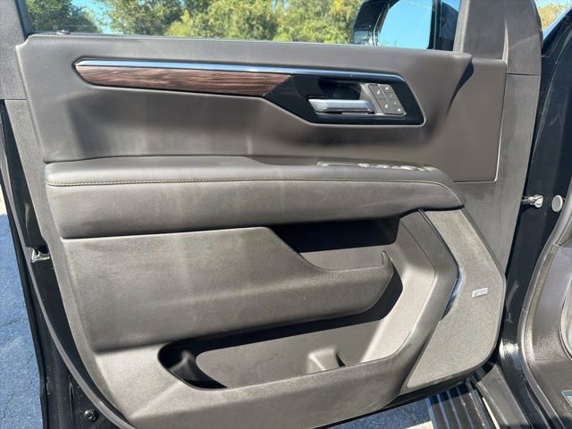 2026 Chevrolet Tahoe Premier - Photo 8
