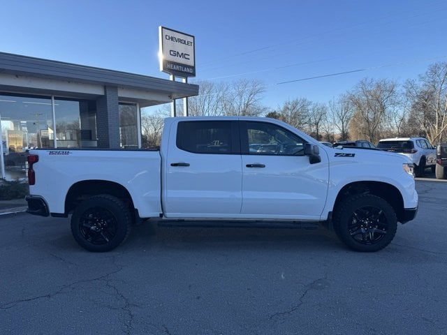 Used 2024 Chevrolet Silverado 1500 LT Trail Boss with VIN 3GCUDFED2RG418332 for sale in Little Rock