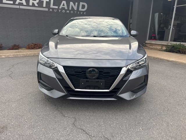 2022 Nissan Sentra SV photo 2