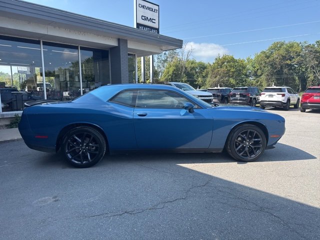 2023 Dodge Challenger SXT photo 4