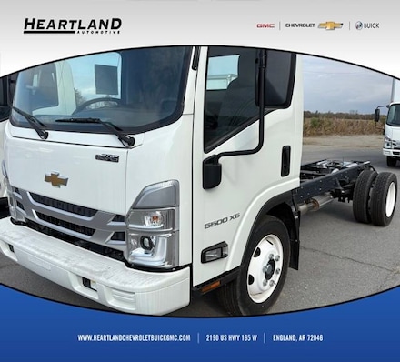 2024 Chevrolet Low Cab Forward 5500 XG Medium ASH Gray Truck
