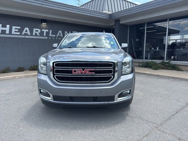 2019 Gmc Yukon SLT photo 2