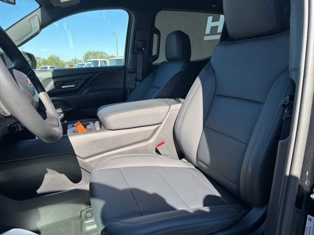 2024 Chevrolet Silverado EV Work Truck - Photo 8