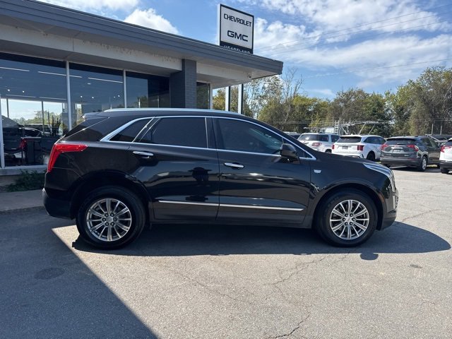 2018 Cadillac XT5 Luxury photo 3