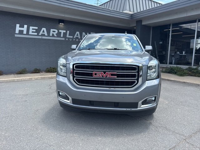 2019 Gmc Yukon SLT photo 3