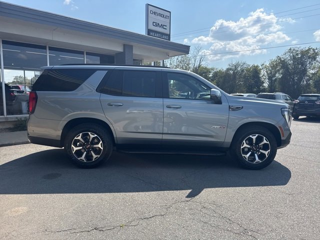 2025 Gmc Yukon AT4 photo 3