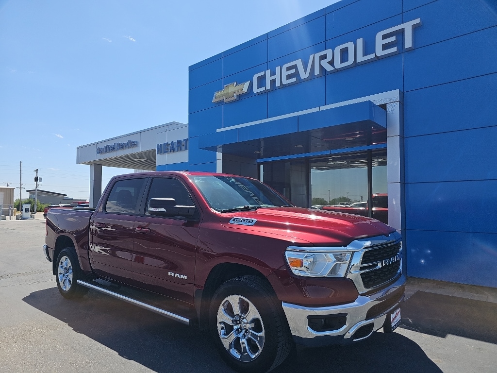 2022 RAM 1500 Big Horn/Lone Star 4x4 Crew Cab 5'7's photo