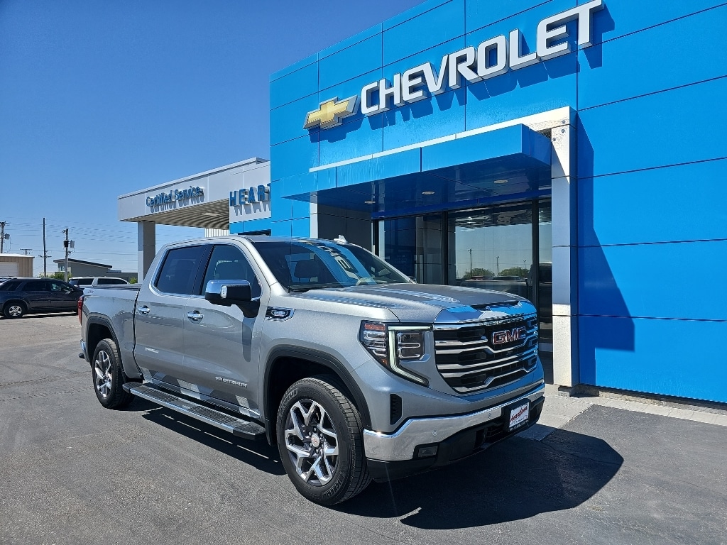 2023 GMC Sierra 4WD Crew Cab Short Box SLT's photo