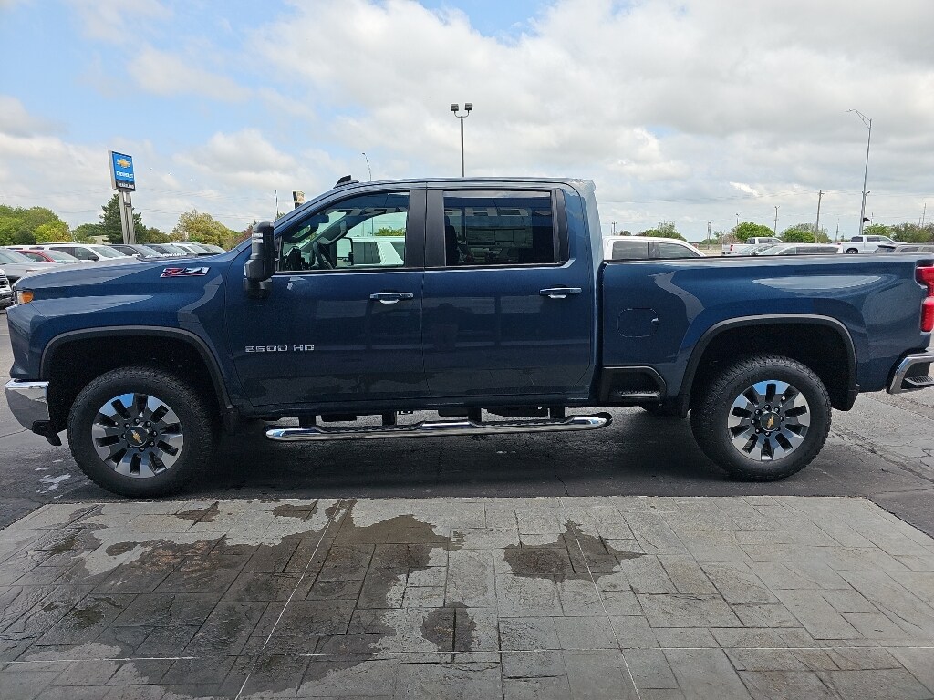 2026 Chevrolet Silverado 2500 HD LT - Photo 6