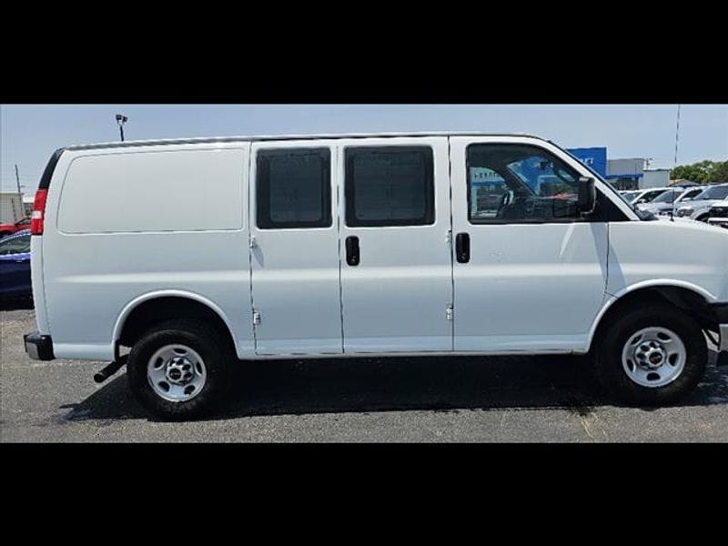 1GTW7AFP8P1201472