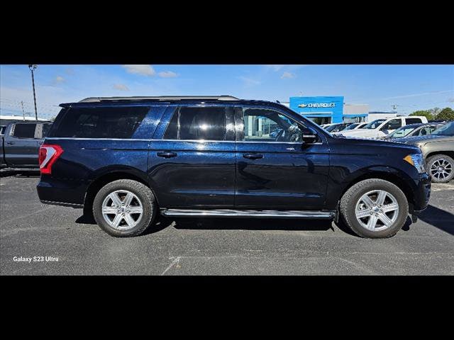 Used 2021 Ford Expedition XLT with VIN 1FMJK1JT5MEA23081 for sale in Lexington, NE