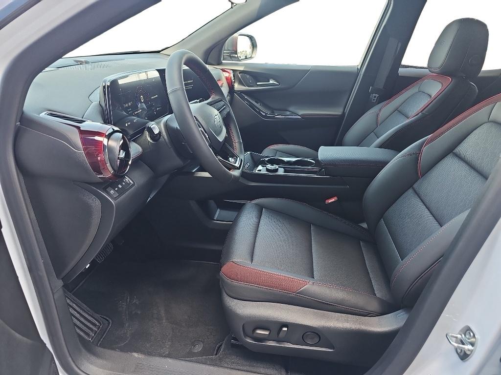2027 Chevrolet Equinox RS - Photo 13