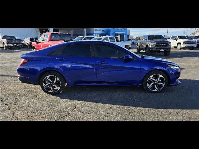 Used 2023 Hyundai Elantra SEL with VIN KMHLS4AG2PU419041 for sale in Lexington, NE