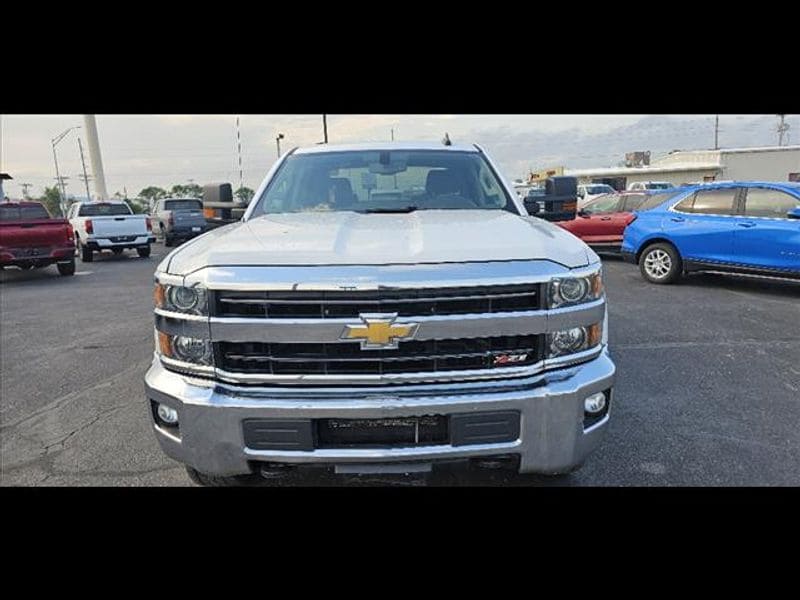 2019 Chevrolet Silverado 2500HD LT - Photo 8