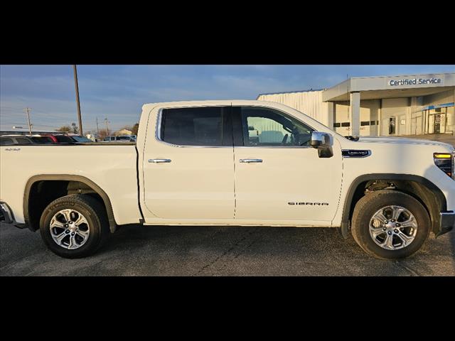 2024 Gmc Sierra 1500 SLT photo 3