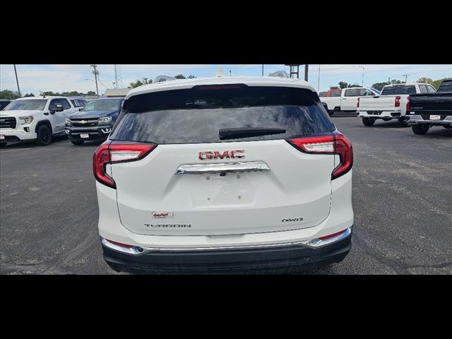 2024 Gmc Terrain SLT photo 3